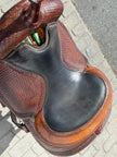 Used Dale Chavez 16” Western Cutter Saddle