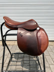 Used Trophy LJD Finalist XL 17” English Saddle