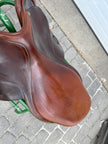 Used Ovation 18” Close Contact English Saddle