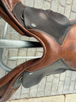 Used Bevel 16.5” Close Contact English Saddle
