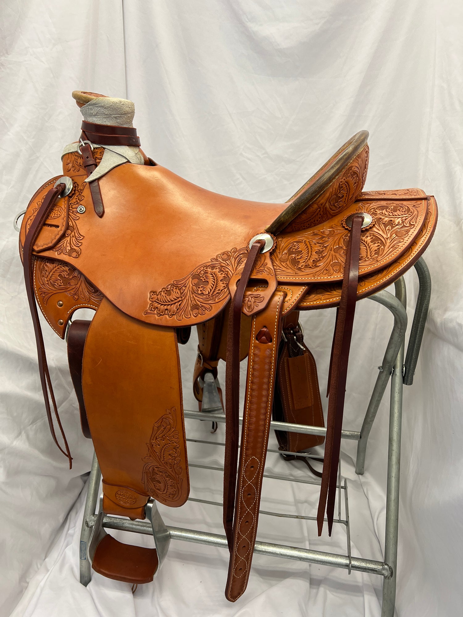 Martin Saddlery 16.5” Buckaroo Western Saddle