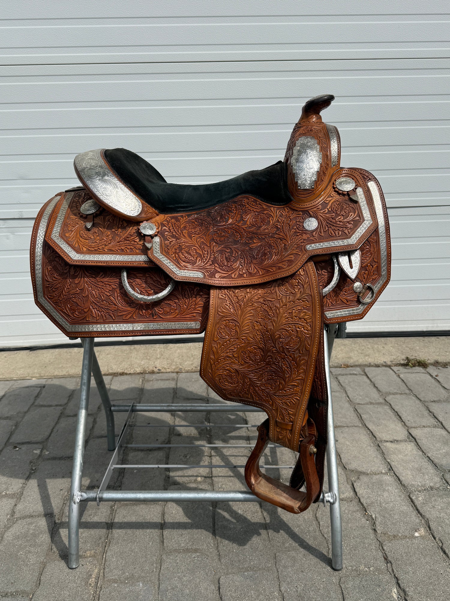 Used Silver Mesa 15.5” Western Show Saddle with Matching Breast Collar