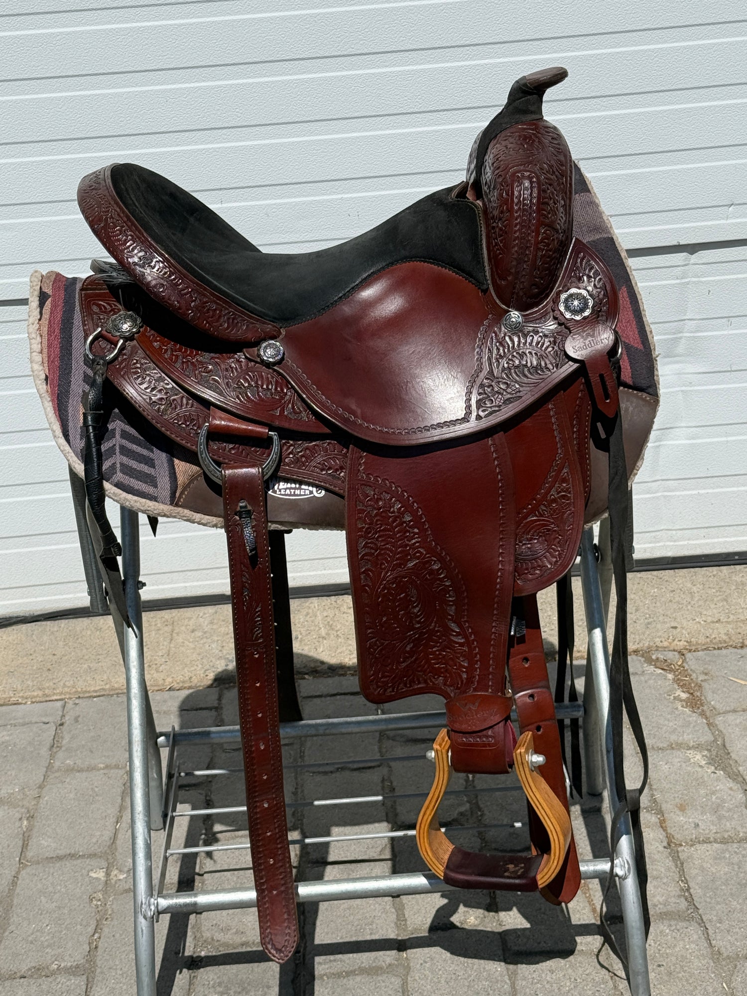 Used TW Saddlery 16” Western Shooter Saddle